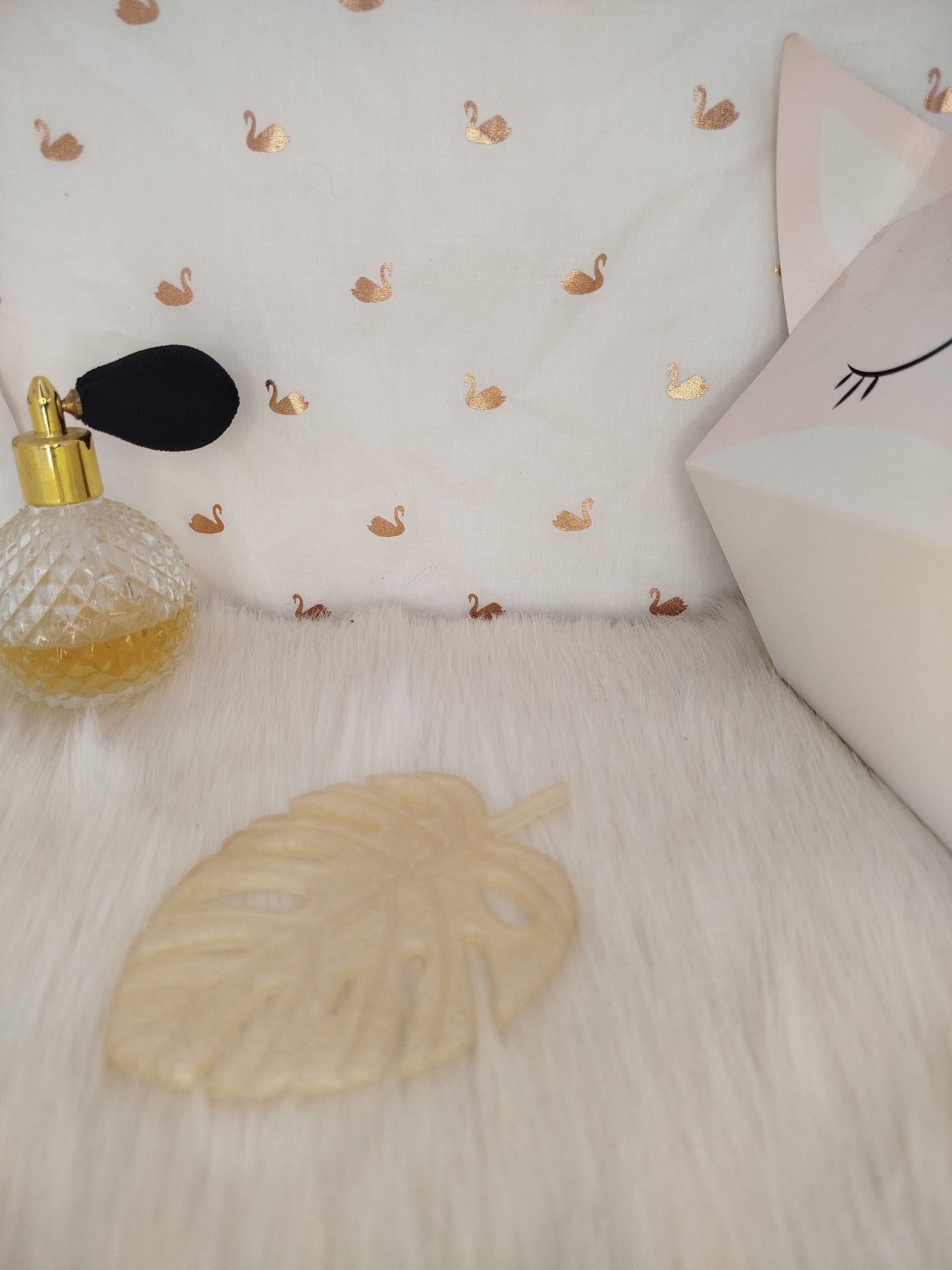 Petite feuille monstera