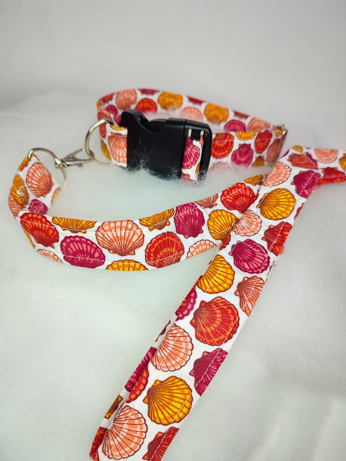 Ensemble collier-laisse coquillage